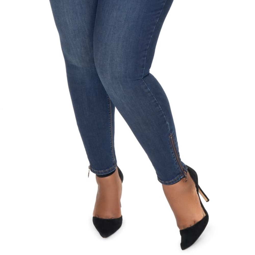 🎉2XHOSTPICK🎉LaLa Anthony MidRise ZIP Skinny Jean
